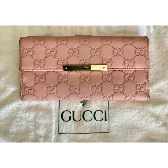 Gucci Handbags - Gucci Pink Leather Wallet With Signature GG Pattern & Multiple Card Slots